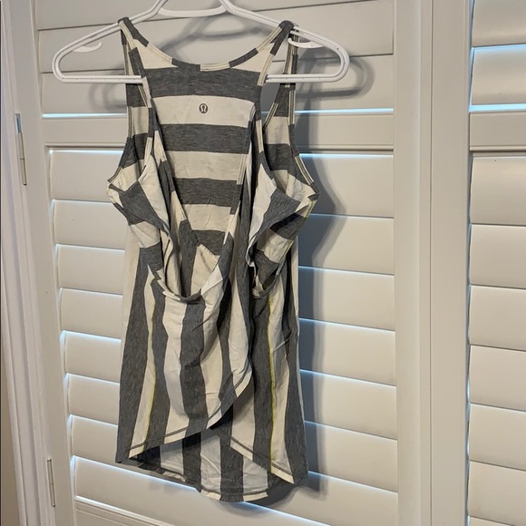 Tank top - Picture 3 of 3